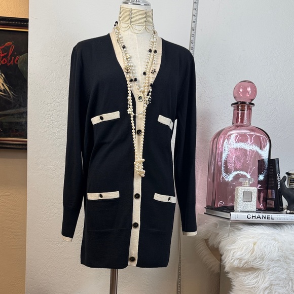 J. Crew Sweaters - NWOT J.Crew Long Merino Wool Cardigan - Black & Ivory - Size M